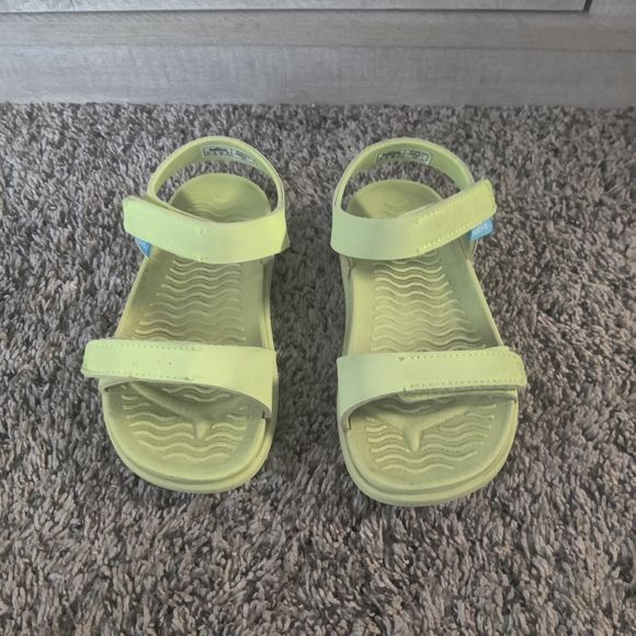 Native Kids Light Green Sandals Toddler Size C11 - Picture 1 of 7